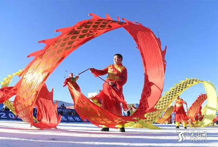 le-hoi-den-long-tuyet-cap-nhi-tan