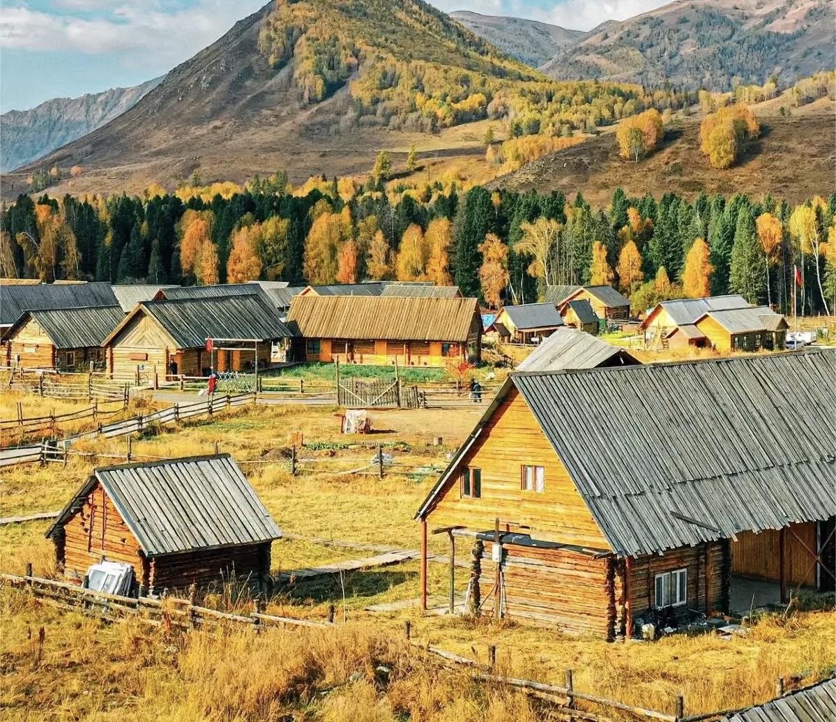 Cảnh sắc mùa thu Tân Cương