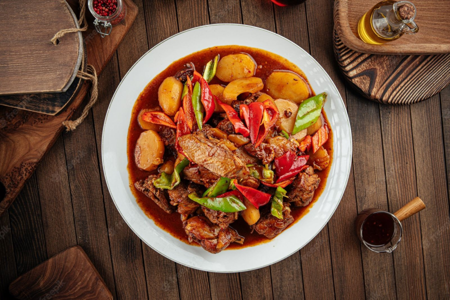 ẩm-thực-tân-cương-canh-Shorpa