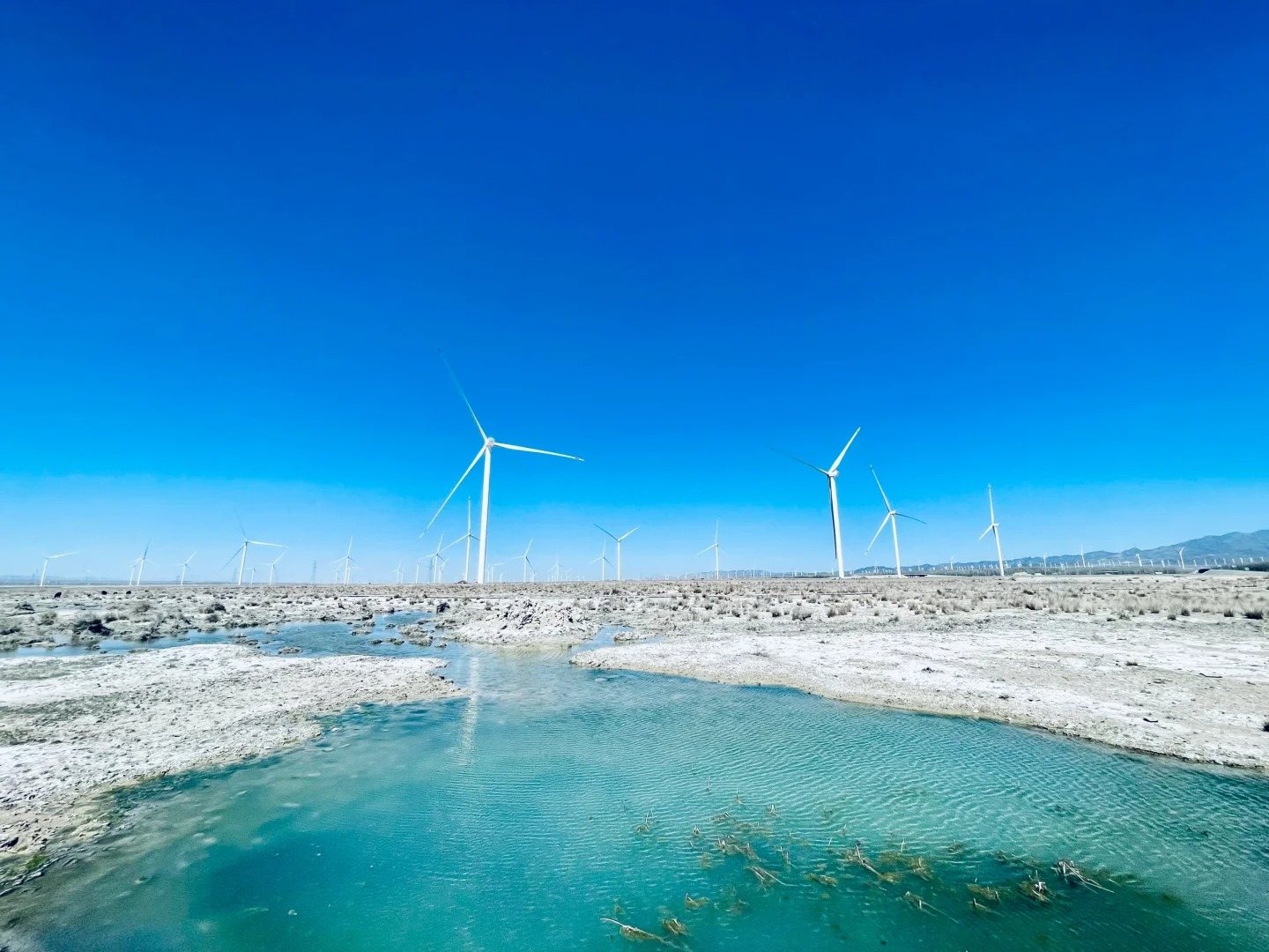 Top- 10- địa- điểm- tham- quan- không- thể- bỏ- lỡ- khi- du- lịch- Urumqi